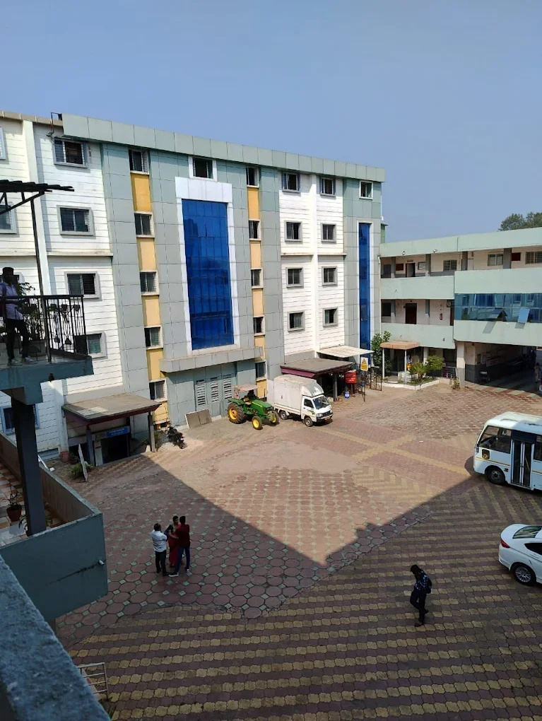 Yeshwant Ayurvedic Mahavidyalaya