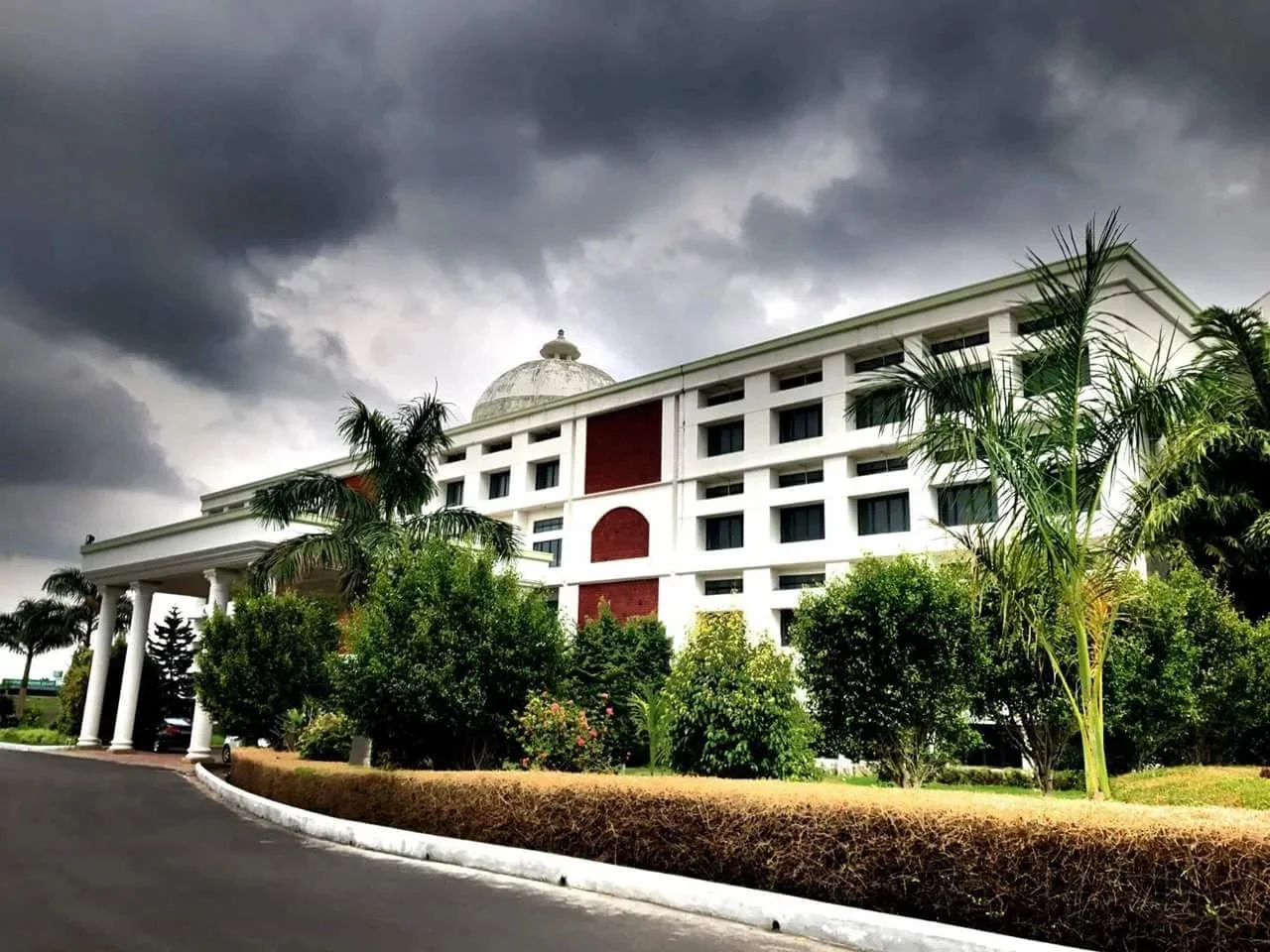 Katuri Medical College